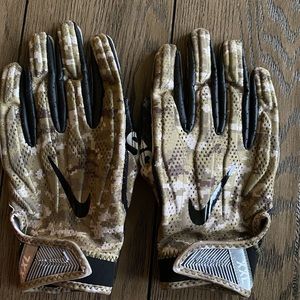 Football Gloves